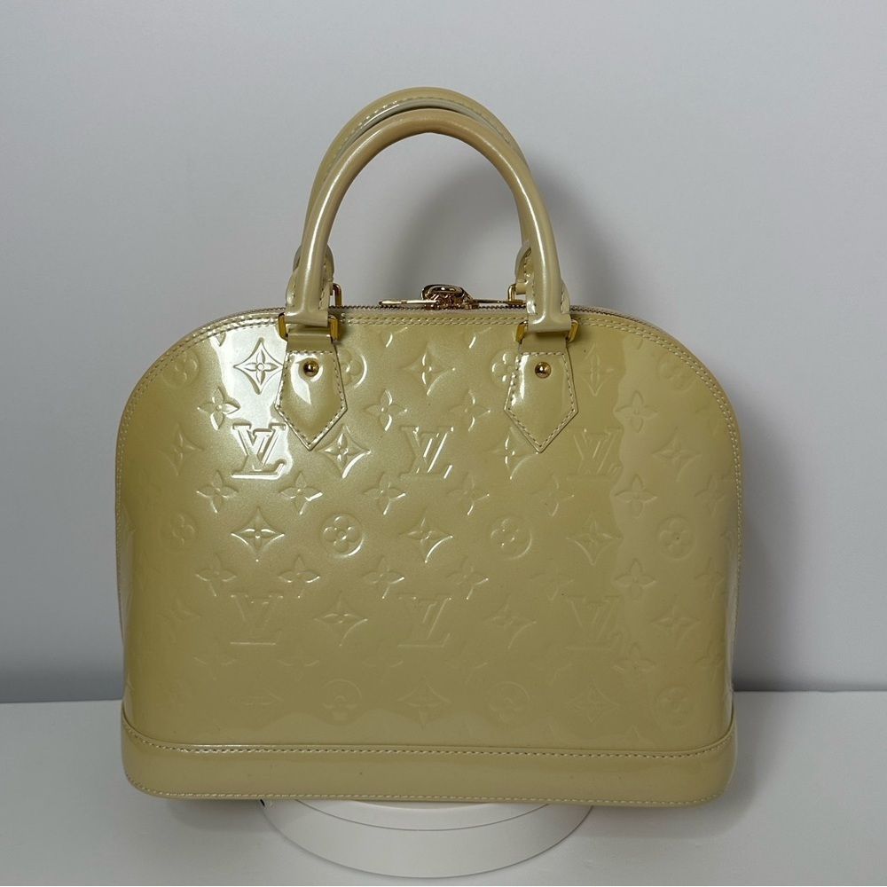 💯 Authentic Louis Vuitton  Alma Vernis handbag w/Free Authentic Burberry wallet🍀 - Picture 10 of 17